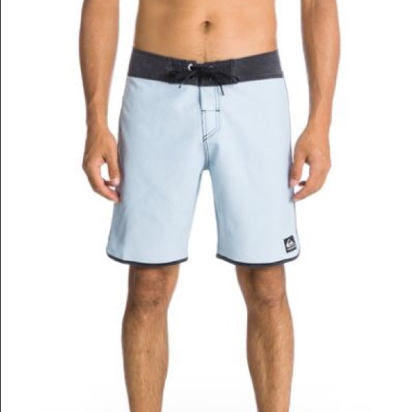 🆕 Quiksilver OG Scallop Solid Boardshorts - Picture 2 of 8